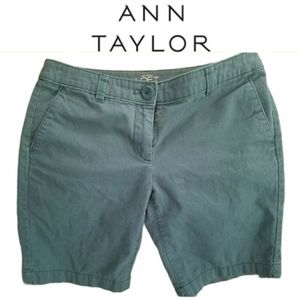 ANN TAYLOR LOFT BERMUDA SHORTS SIZE 2P